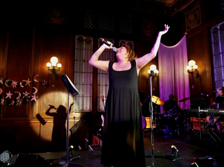 Jess Conda performing at Beard Ladies Cabaret