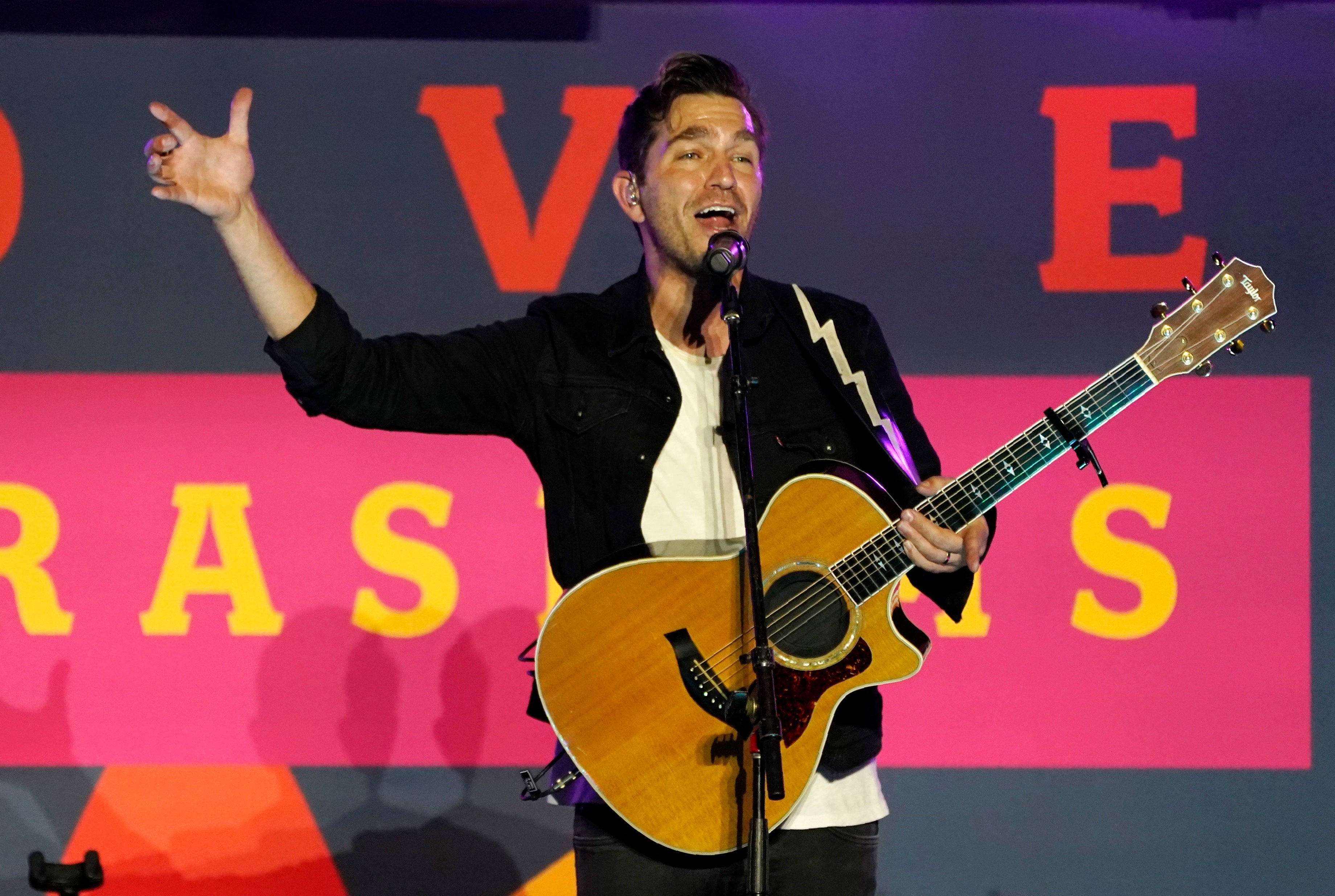 Andy Grammer performing