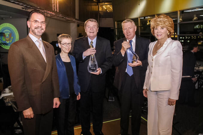 WHYY President CEO Bill Marrazzo, Fresh Air Host Terry Gross, Jim Lehrer, Robert MacNeil and former WHYY Board Chair Molly Shepard