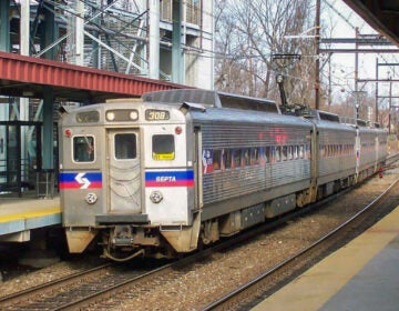 A SEPTA train pulling up to a station